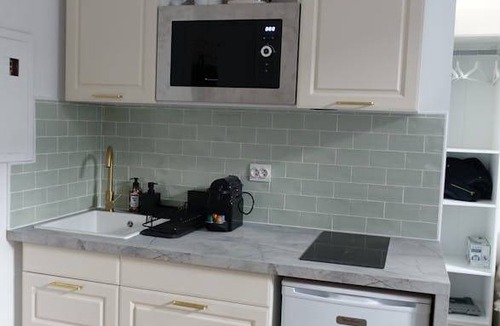 11th Arrondissement Apartment | 20 m² Apartment ∙ 2 guests