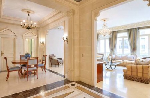 Champs-Elysees Apartment | 200 m² Apartment ∙ 3 bedrooms ∙ 6 guests