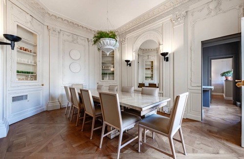 8th Arrondissement Apartment | 200 m² Apartment ∙ 3 bedrooms ∙ 6 guests
