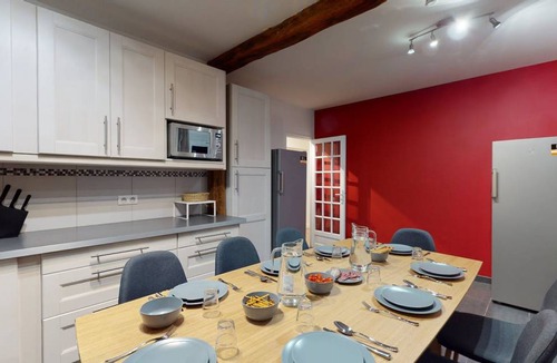 Montreuil Resort | 200 m² Private room ∙ 1 bedroom ∙ 2 guests