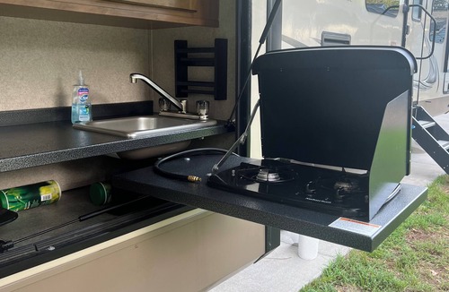 Bay Lake House | 2019 Forest River with 4 slide outs, 2 A/C’s. Huge bunkhouse with 2 slideouts