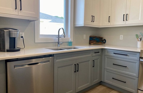 Port Stanley House | 2025 JUST Released 8 Guest Beach House w/Arcade, Gym, Pool, BEACH & Private yard