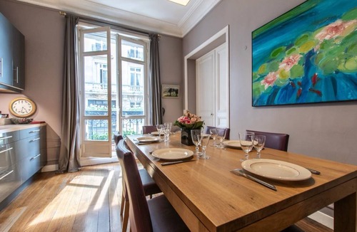 Passy Apartment | 207 m² Apartment ∙ 5 bedrooms ∙ 8 guests