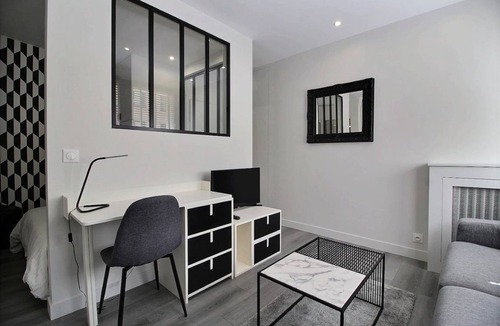 Champs-Elysees Apartment | 22 m² Apartment ∙ 1 bedroom ∙ 2 guests