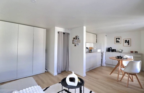 Quartier Saint-Georges Apartment | 23 m² Apartment ∙ 2 guests