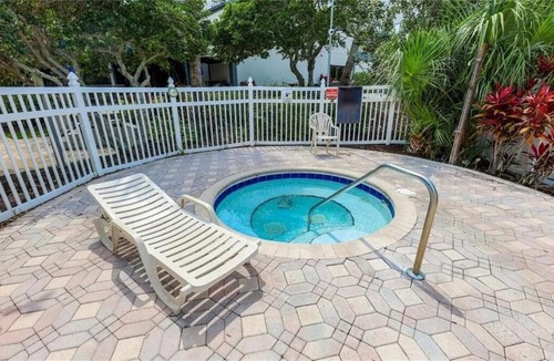 Southwest Orlando Apartment | 2301-2-CD-Enclave Skyline condo Near Universal