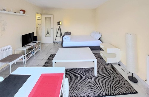 Les Pavillons-sous-Bois Apartment | 24 m² Apartment ∙ 3 guests