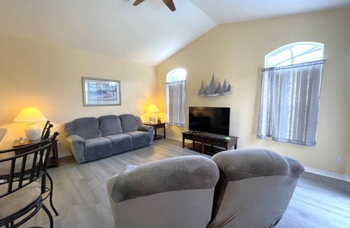 Tuscan Ridge Villa | 242 m² Villa ∙ 5 bedrooms ∙ 10 guests