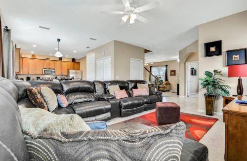 Trafalgar Village House | 244 m² House ∙ 5 bedrooms ∙ 12 guests