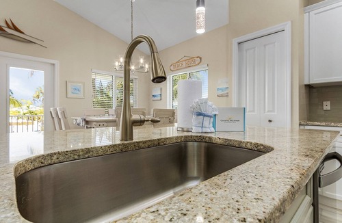 Fort Myers Beach House | 246 Sunset Oasis: Private Pool, Pet-Friendly, Sleeps 8