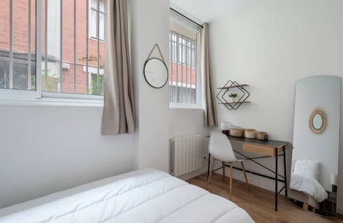 18th Arrondissement Resort | 248 m² Private room ∙ 1 bedroom ∙ 1 guest
