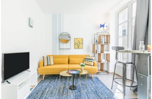 Quartier de la Porte-Saint-Denis Apartment | 25 m² Apartment ∙ 1 bedroom ∙ 2 guests