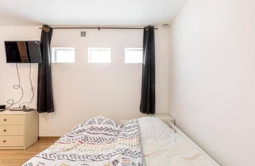 Aulnay-sous-Bois Apartment | 25 m² Apartment ∙ 1 bedroom ∙ 2 guests