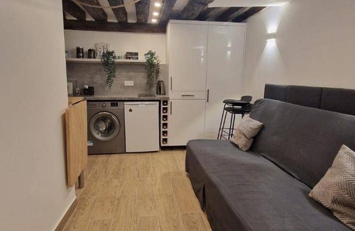 Les Halles Apartment | 25 m² Apartment ∙ 4 guests