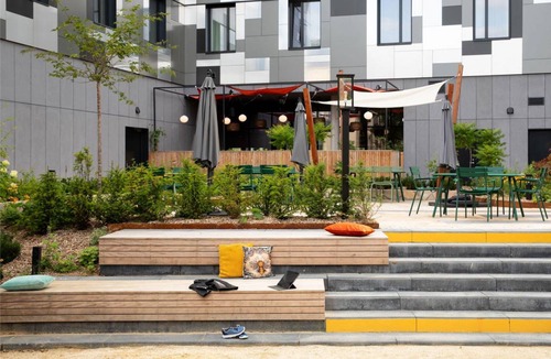 Montevrain Hotel | 25 m² Hotel ∙ 127 guests