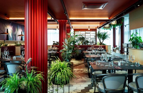 Montevrain Hotel | 25 m² Hotel ∙ 127 guests