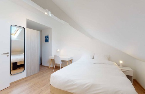 Suresnes Resort | 250 m² Private room ∙ 1 bedroom ∙ 2 guests