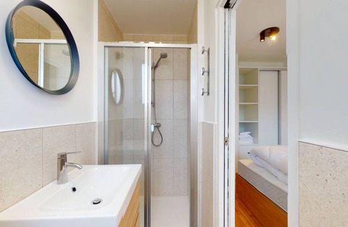 Montreuil Resort | 260 m² Private room ∙ 1 bedroom ∙ 2 guests