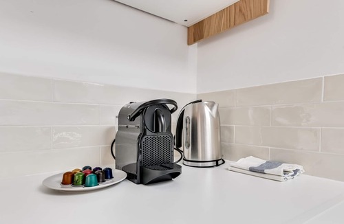 Strasbourg -Saint-Denis Apartment | 266 Suite Montefiore Superb apartment in Paris.