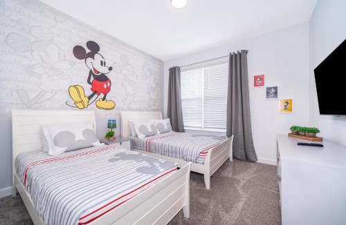 Campbell House | 2668DR VILLA 5 BED/5 BA (SANITIZED)