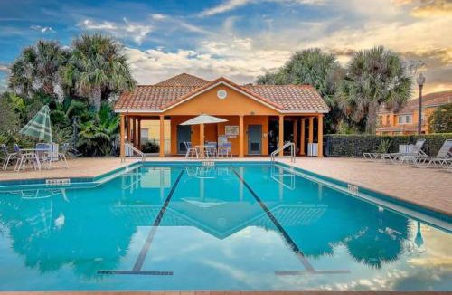 Crestwynd Bay House | 2672 MAYAGUANA ST 3 BED