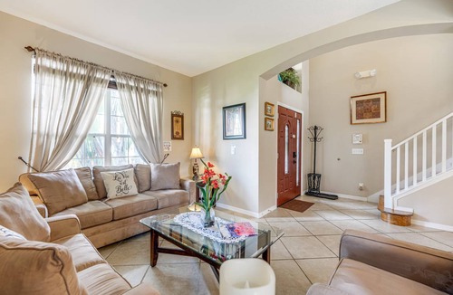 Solana House | 269 m² House ∙ 6 bedrooms ∙ 12 guests