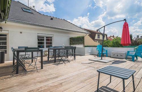 Chennevieres-sur-Marne Villa | 270 m² Villa ∙ 5 bedrooms ∙ 14 guests