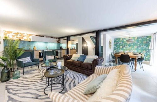Faubourg de l'Arche Resort | 270 m² Private room ∙ 1 bedroom ∙ 1 guest