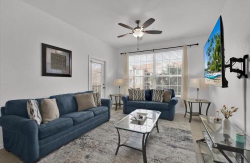 Windsor Hills House | 2785 Almaton #304