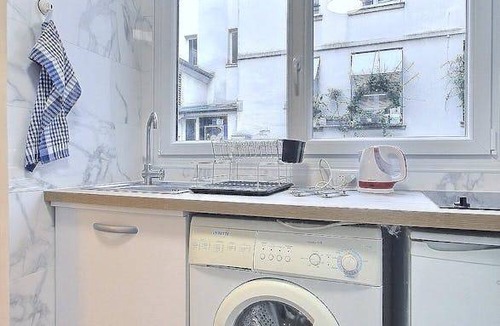 Saint-Germain-des-Pres Apartment | 28 m² Apartment ∙ 1 bedroom ∙ 2 guests