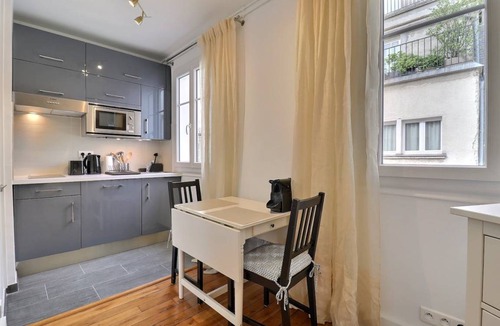 17th Arrondissement Apartment | 28 m² Apartment ∙ 1 bedroom ∙ 2 guests