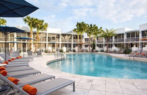 Lake Buena Vista Hotel | 280 m² Hotel ∙ 127 guests