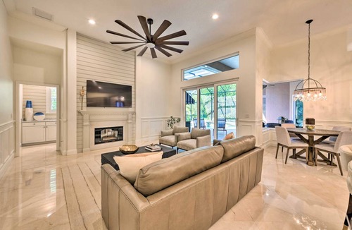 Braden River House | 280 m² House ∙ 4 bedrooms ∙ 8 guests