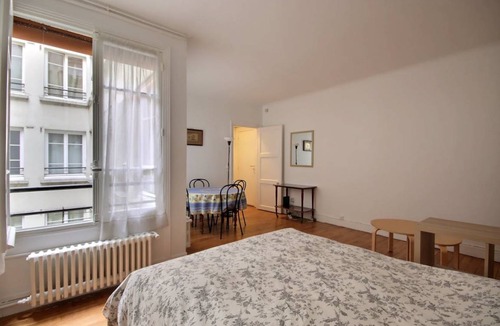 Saint-Victor Apartment | 29 m² Apartment ∙ 2 guests