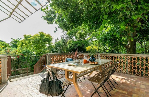 Vitry-sur-Seine Resort | 290 m² Private room ∙ 1 bedroom ∙ 11 guests