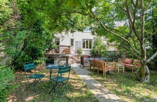 Vitry-sur-Seine Resort | 290 m² Private room ∙ 1 bedroom ∙ 11 guests