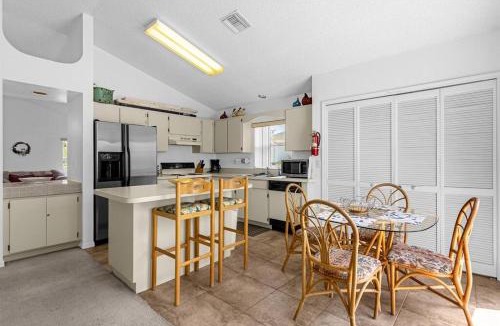 Lindfields House | 2974 Viscount Villa 3bed+ Pool&Spa