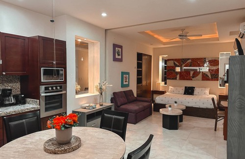 Florida Center North Apartment | 2bed w 1 bath apartament.