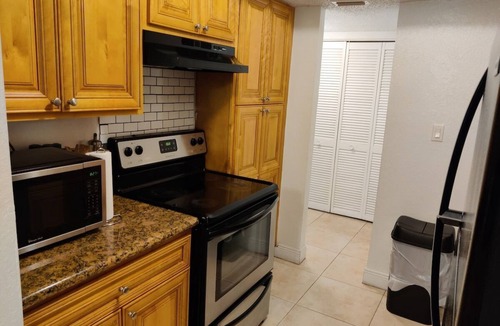 Southwest Orlando Condo | 2BR/2BA Condo with King Bed, A/C and Free Parking
