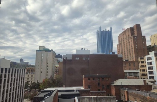 Downtown Pittsburgh Apartment | 2BR 2BA Downtown Apt | Spacious + Walkable