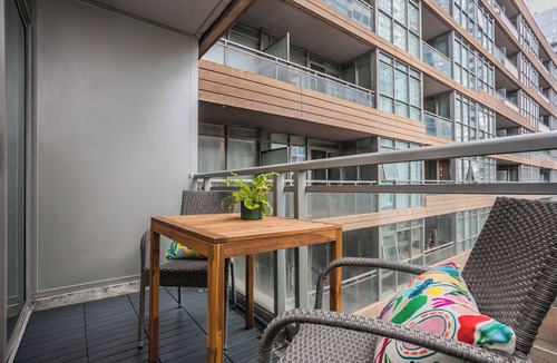 CityPlace Apartment | 2BR Apartment in Toronto - Entertainment District