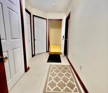 York Regional Municipality Apartment | 2BR Basement Apt in Newmarket