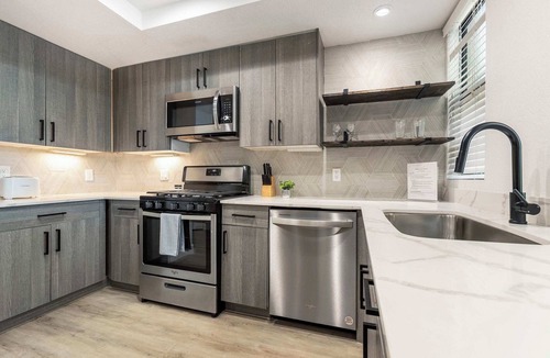 Desert Paradise Estates Apartment | 2BR CozySuites at Kierland Commons with pool #11