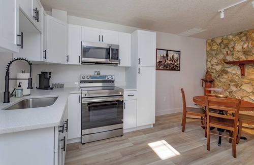 Southwest Orlando House | 2Br Harry Potter Themed Home 7mins from Universal