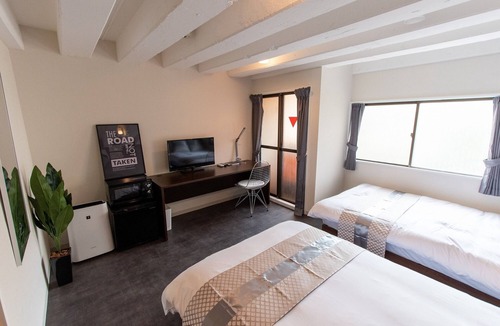 Nakano Hotel | 2min walk from Nakano Station 1min walk to Nakano Broadway MAX4 Guests(2)