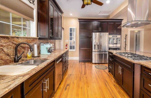 Lakeland House | 2x Private Properties + Pool