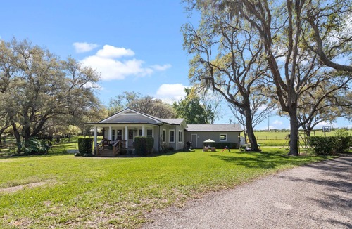 Winter Garden House | 3🛏 2 🛁 Oasis 2acres 10mins from Disney