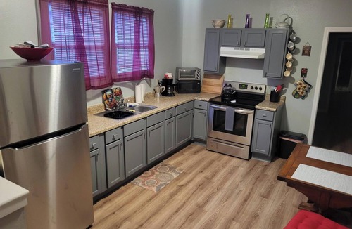 Saint Claude House | 3 bedroom 2 bath Musicians Village Flat