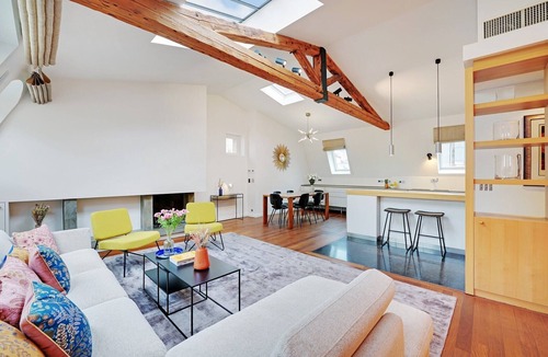 Sorbonne Apartment | 3 BEDROOM APARTMENT IN ST. GERMAIN WITH AIRCON