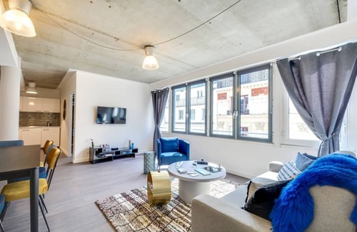 Quartier Saint-Georges Apartment | 3 bedroom apartment near Galeries Lafayette